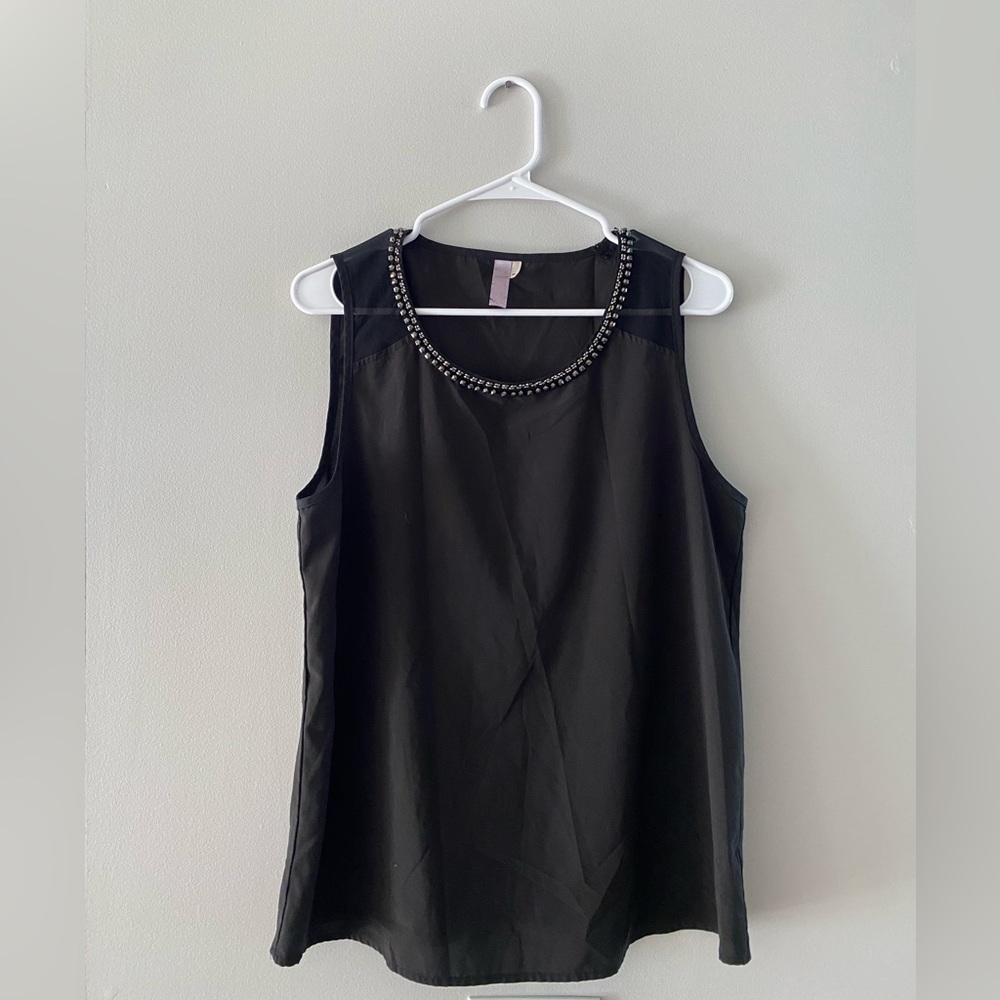 Black Derailed Tank